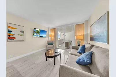2670 E Sunrise Boulevard #323, Fort Lauderdale, FL 33304 - Photo 9