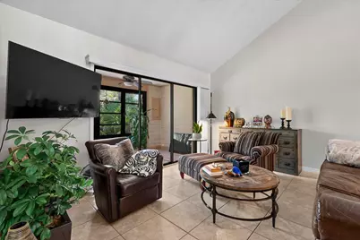 6111 SE Georgetown Place, Hobe Sound, FL 33455 - Photo 9