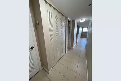 3001 W Rolling Hills Circle #608, Davie, FL 33328 - Photo 17