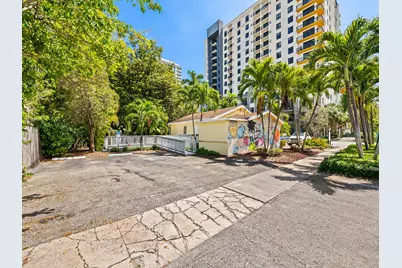 103 NE 4th Street, Fort Lauderdale, FL  - Photo 15