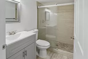 3640 Village Dr, Delray Beach, FL 33445 - Photo 11