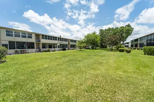 170 Kent J, West Palm Beach, FL 33417 - Photo 5