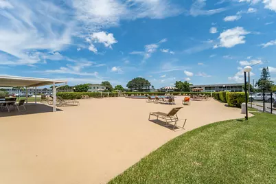 170 Kent J, West Palm Beach, FL 33417 - Photo 25
