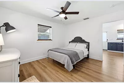 2708 Hinda Road #2708, West Palm Beach, FL 33403 - Photo 11