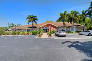 8310 Springlake Dr, Boca Raton, FL 33496 - Photo 41