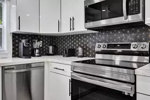 1701 Jefferson St, Hollywood, FL 33020 - Photo 9