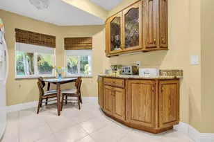 12573 NW 56th Dr, Coral Springs, FL 33076 - Photo 9