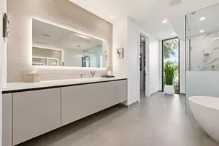 2863 NE 27th St, Fort Lauderdale, FL 33306 - Photo 97
