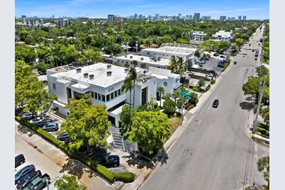 1471 NE 26th Street, Wilton Manors, FL 33305 - Photo 3
