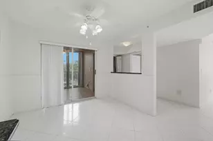7649 E Granville Dr, Tamarac, FL 33321 - Photo 11