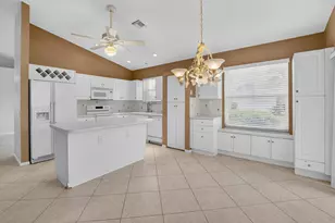9729 Lemonwood Way, Boynton Beach, FL 33437 - Photo 11