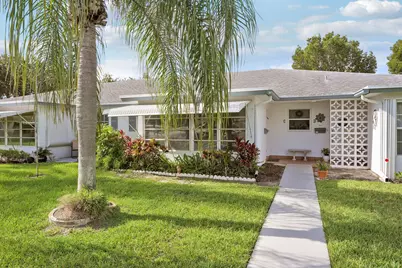 1142 W Circle Ter Terrace W #C, Delray Beach, FL 33445 - Photo 1