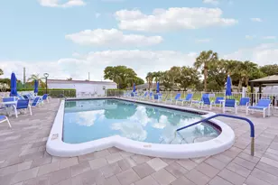 1142 W Circle Ter Terrace W, Delray Beach, FL 33445 - Photo 25