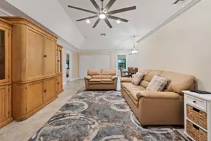 109 Half Moon Cir, Jupiter, FL 33458 - Photo 5