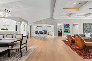 1098 Spanish River Rd, Boca Raton, FL 33432 - Photo 11