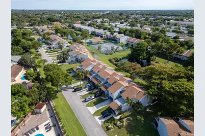 1599 Woodbridge Lakes Circle, West Palm Beach, FL 33406 - Photo 33