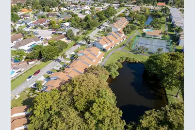 1599 Woodbridge Lakes Circle, West Palm Beach, FL 33406 - Photo 35