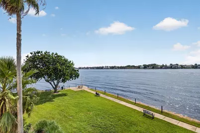 180 Yacht Club Way #304, Hypoluxo, FL 33462 - Photo 11