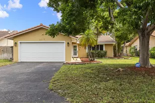 8915 NW 26th Ct, Coral Springs, FL 33065 - Photo 3