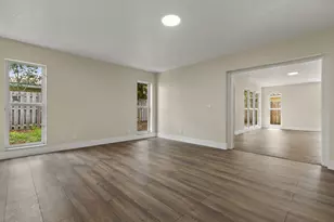 8915 NW 26th Ct, Coral Springs, FL 33065 - Photo 9