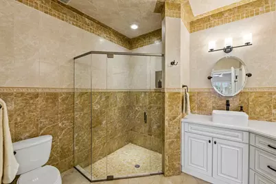 692 W Palm Aire Drive, Pompano Beach, FL 33069 - Photo 23