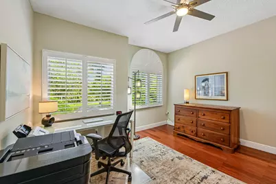 692 W Palm Aire Drive, Pompano Beach, FL 33069 - Photo 31