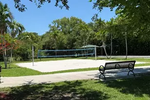 692 W Palm Aire Dr, Pompano Beach, FL 33069 - Photo 53