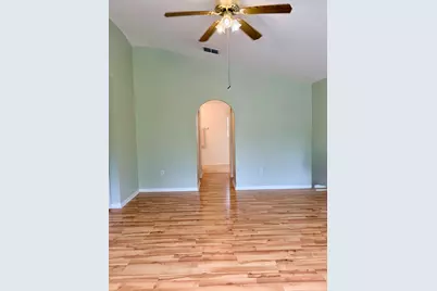 2408 Sandridge Circle, Eustis, FL 32726 - Photo 11