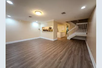 2011 E Discovery Cir E, Deerfield Beach, FL 33442 - Photo 21
