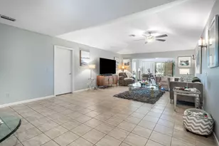 6403 Eastpointe Pines St, Palm Beach Gardens, FL 33418 - Photo 9