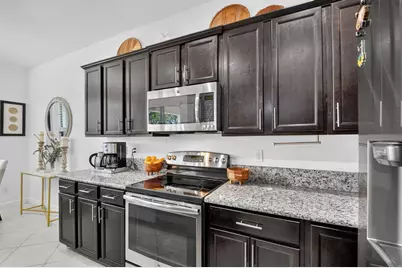 10139 Wellington Parc Drive, Wellington, FL 33449 - Photo 5
