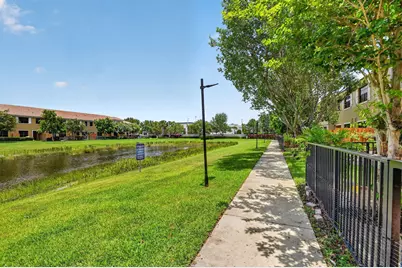 10139 Wellington Parc Drive, Wellington, FL 33449 - Photo 47