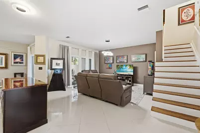 5673 NW 117th Avenue, Coral Springs, FL 33076 - Photo 9