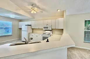 619 SE Forgal St, Port Saint Lucie, FL 34983 - Photo 7