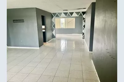 2400 NW 85th Avenue, Sunrise, FL 33322 - Photo 3