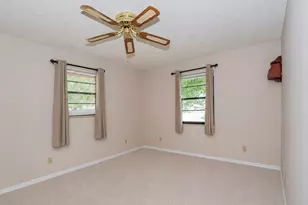 8745 24th St, Vero Beach, FL 32966 - Photo 25