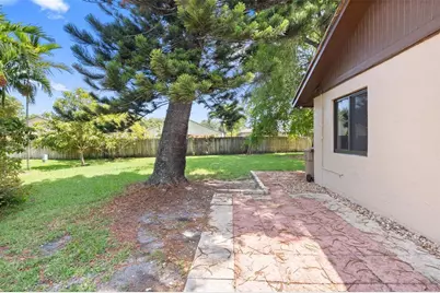 2146 Nova Village Drive, Davie, FL 33317 - Photo 29