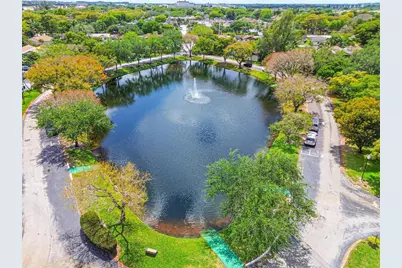 2146 Nova Village Drive, Davie, FL 33317 - Photo 35