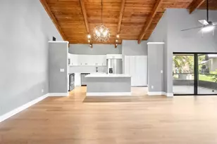 2146 Nova Village Dr, Davie, FL 33317 - Photo 3