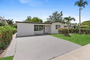 824 S F St, Lake Worth, FL 33460 - Photo 1