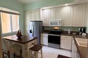 38 E Harbour Isle Dr Dr E, Fort Pierce, FL 34949 - Photo 3