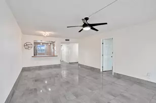 8301 Sands Point Blvd, Tamarac, FL 33321 - Photo 9