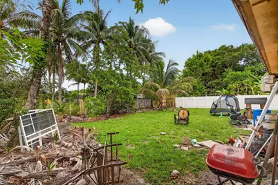4390 NW 35th Avenue, Lauderdale Lakes, FL 33309 - Photo 27