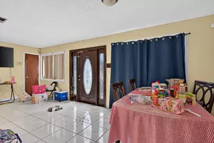 4390 NW 35th Ave, Lauderdale Lakes, FL 33309 - Photo 11