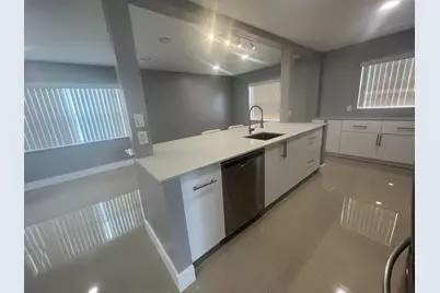 2396 SW 13th Avenue, Boynton Beach, FL 33426 - Photo 15