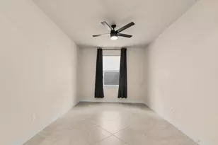 10275 SW Captiva Dr, Port Saint Lucie, FL 34987 - Photo 5