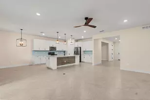 10275 SW Captiva Dr, Port Saint Lucie, FL 34987 - Photo 11
