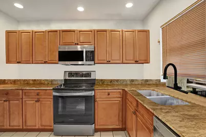 811 NW 43rd Avenue, Coconut Creek, FL 33066 - Photo 3