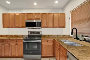 811 NW 43rd Ave, Coconut Creek, FL 33066 - Photo 3