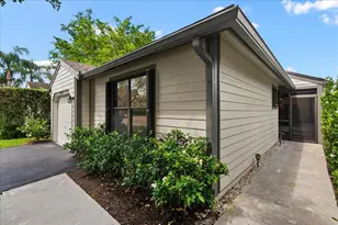 13371 Bedford Mews Ct, Wellington, FL 33414 - Photo 3
